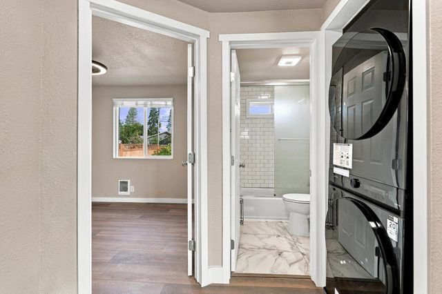 6327 E 7th Ave, Spokane, WA 99212