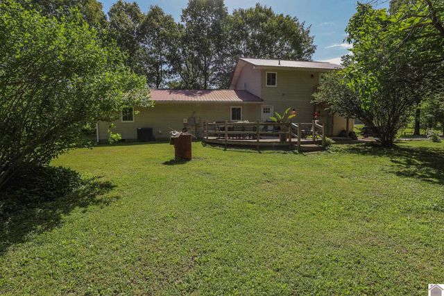 6765 Ivo Wurth Rd, Paducah, KY 42001