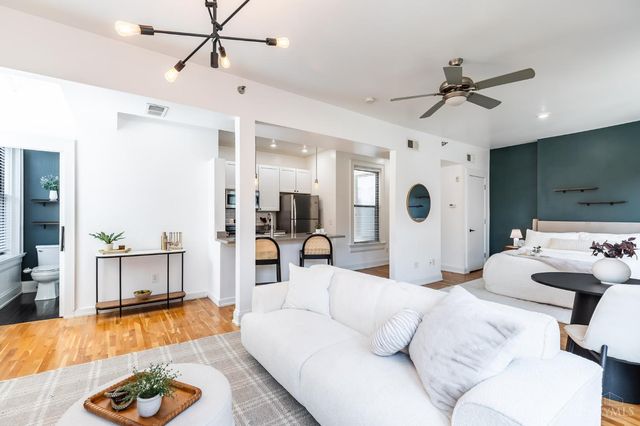 4 W Fourteenth Street, Cincinnati, OH 45202