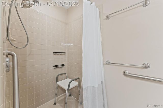 7715 Cherrywood Drive, Westland, MI 48185