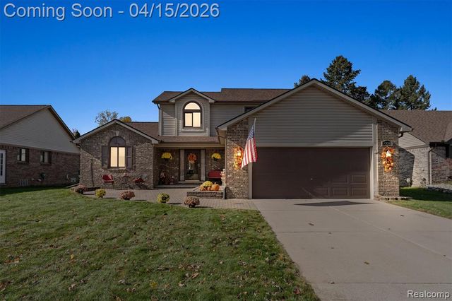 7715 Cherrywood Drive, Westland, MI 48185
