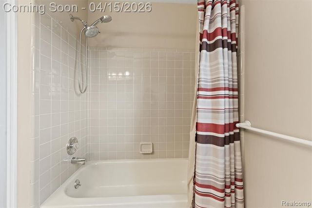 7715 Cherrywood Drive, Westland, MI 48185