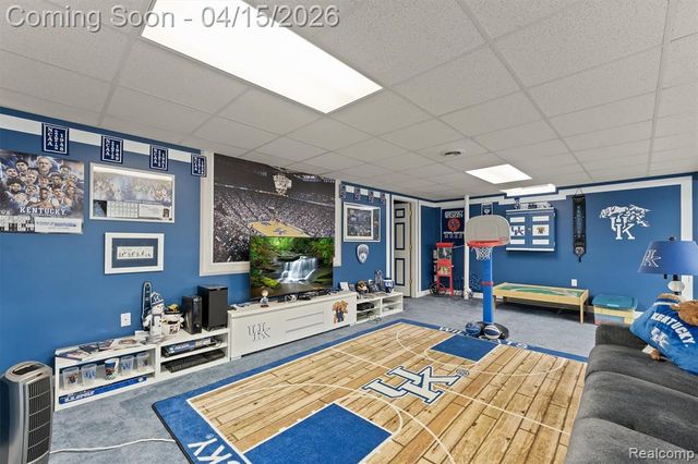 7715 Cherrywood Drive, Westland, MI 48185