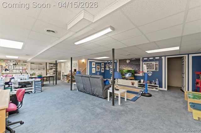 7715 Cherrywood Drive, Westland, MI 48185