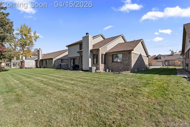 7715 Cherrywood Drive, Westland, MI 48185
