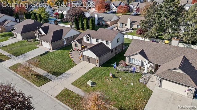 7715 Cherrywood Drive, Westland, MI 48185