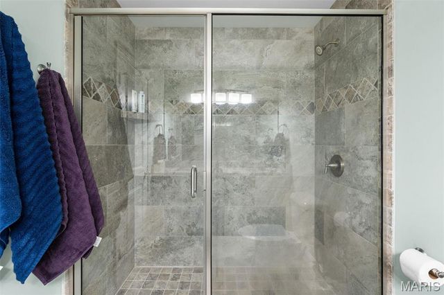 518 Crestfall Drive, Washington, MO 63090