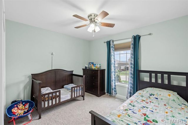 518 Crestfall Drive, Washington, MO 63090