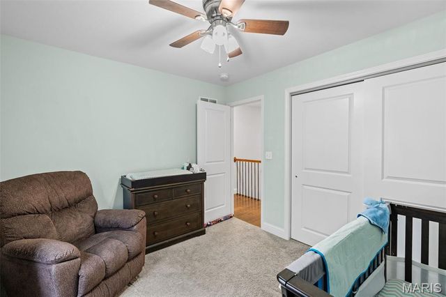 518 Crestfall Drive, Washington, MO 63090