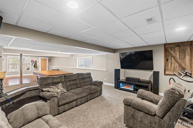 518 Crestfall Drive, Washington, MO 63090