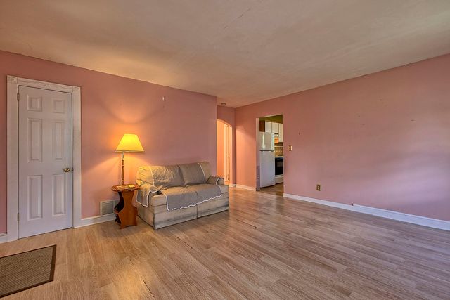 608 Wyandotte STREET, Irwin, PA 15642