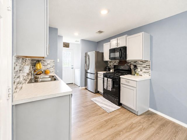 1310 Vincente Court, Conroe, TX 77301