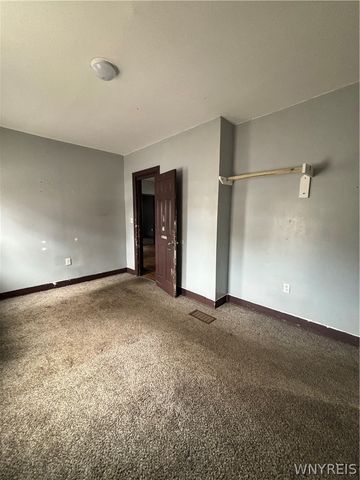 408 Koons Avenue Lower, Buffalo, NY 14211