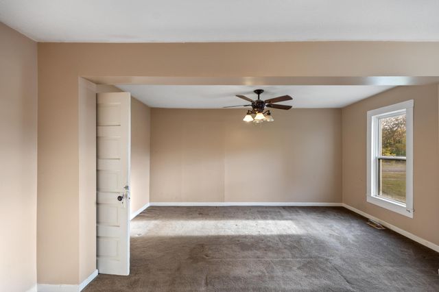 214 E Rhea Avenue, Spring City, TN 37381