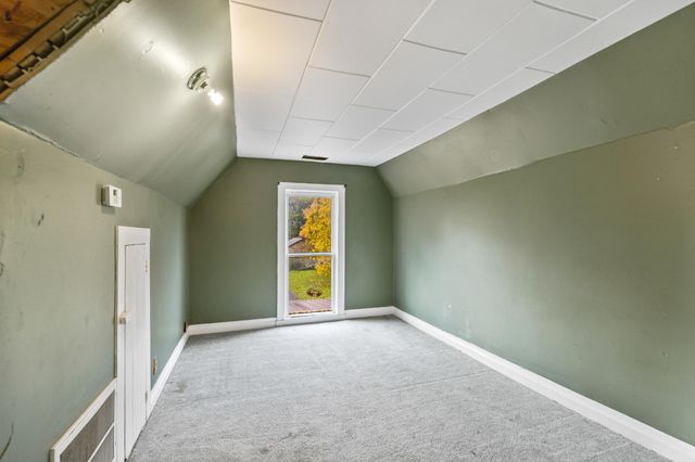 214 E Rhea Avenue, Spring City, TN 37381