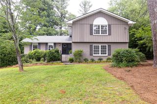 1300 Holly Bank Circle, Atlanta, GA 30338