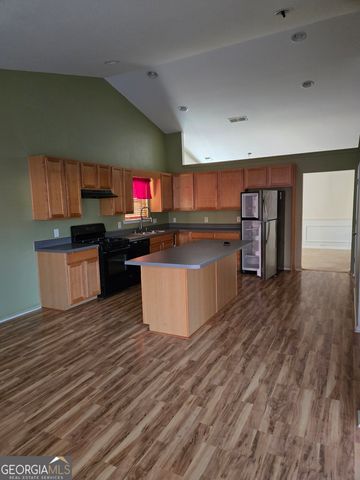 5140 Rosewood Place, Fairburn, GA 30213