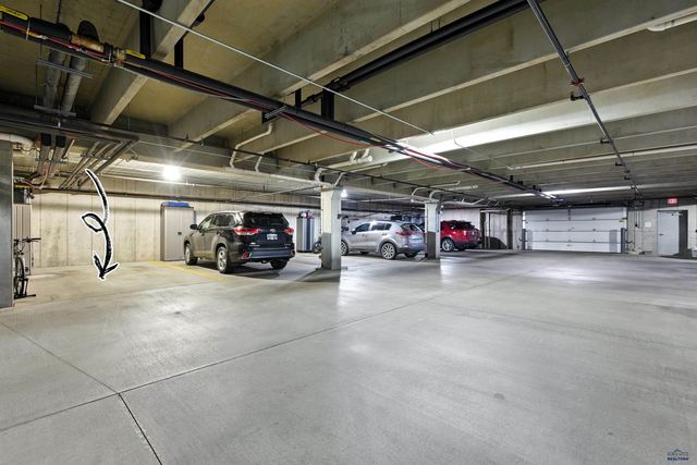 4031 FAIRWAY HILLS DR, Rapid City, SD 57702