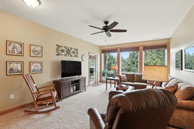 4031 FAIRWAY HILLS DR, Rapid City, SD 57702