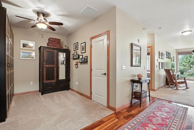 4031 FAIRWAY HILLS DR, Rapid City, SD 57702