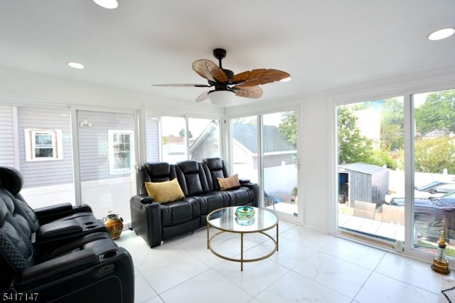 89 Rose St, Wood-ridge Boro, NJ 07075