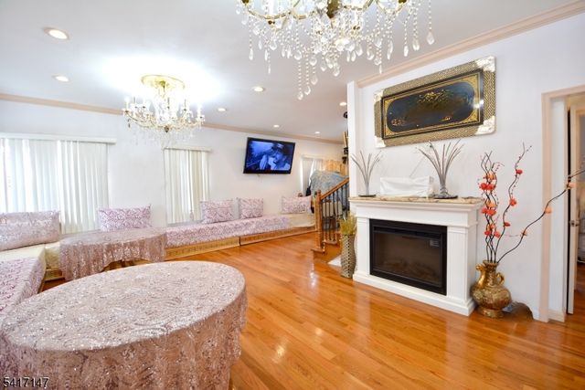 89 Rose St, Wood-ridge Boro, NJ 07075