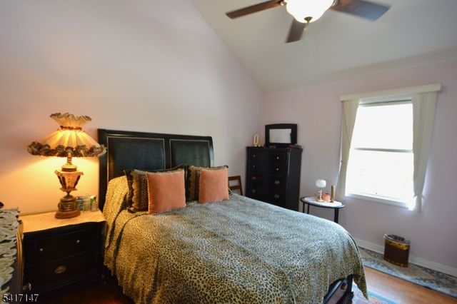 89 Rose St, Wood-ridge Boro, NJ 07075