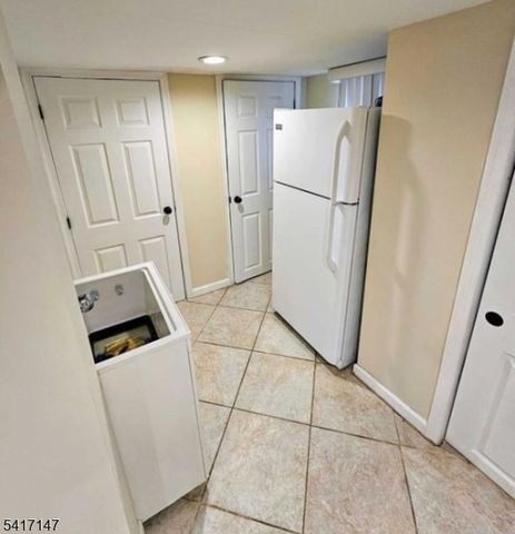 89 Rose St, Wood-ridge Boro, NJ 07075