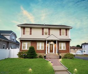 89 Rose St, Wood-ridge Boro, NJ 07075