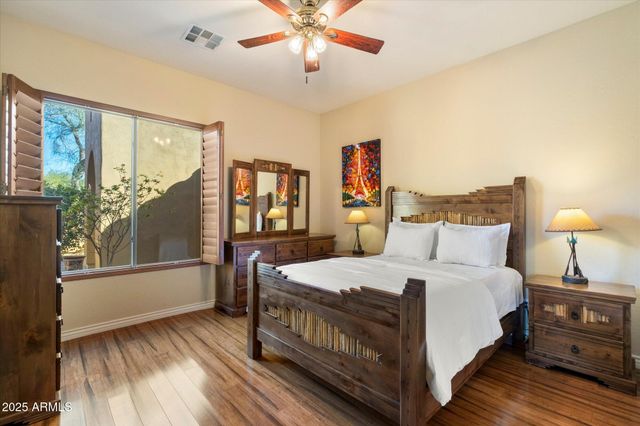 10432 E WINTER SUN Drive, Scottsdale, AZ 85262