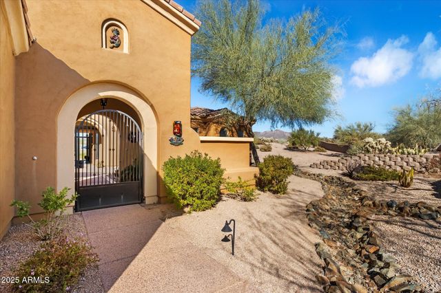 10432 E WINTER SUN Drive, Scottsdale, AZ 85262