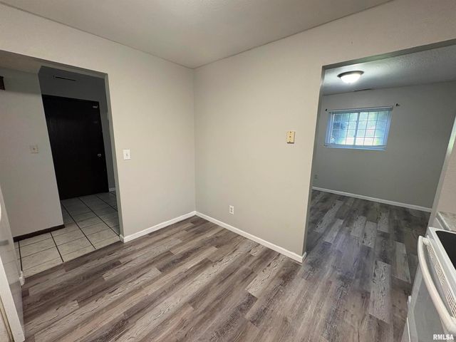 3617 W RICHWOODS Boulevard, Peoria, IL 61604