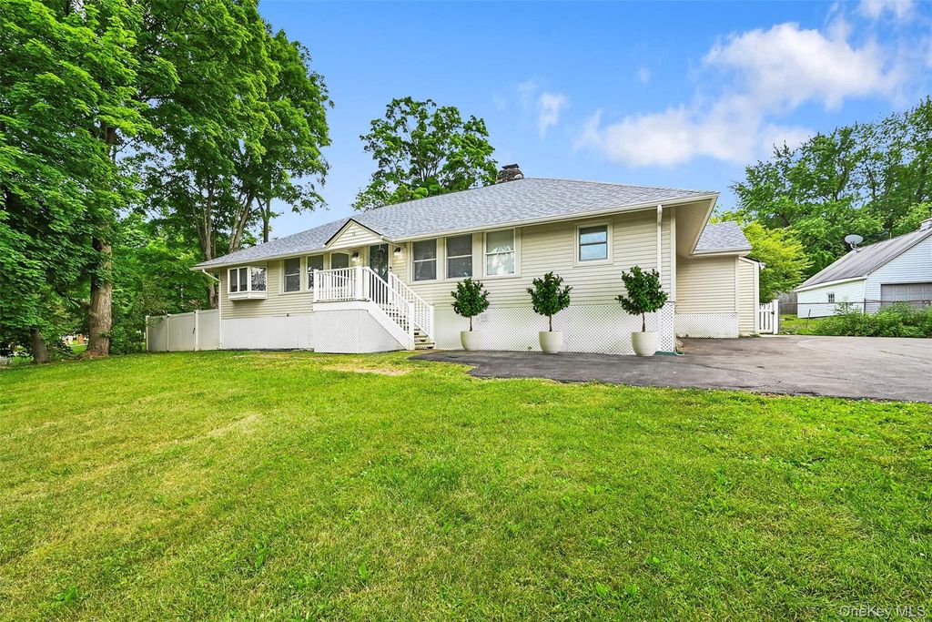 96 Galloway Road, Warwick, NY 10990