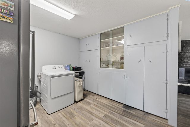 2211 W 6th Ave, Kennewick, WA 99336