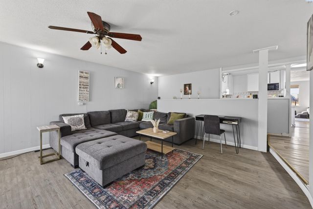 2211 W 6th Ave, Kennewick, WA 99336