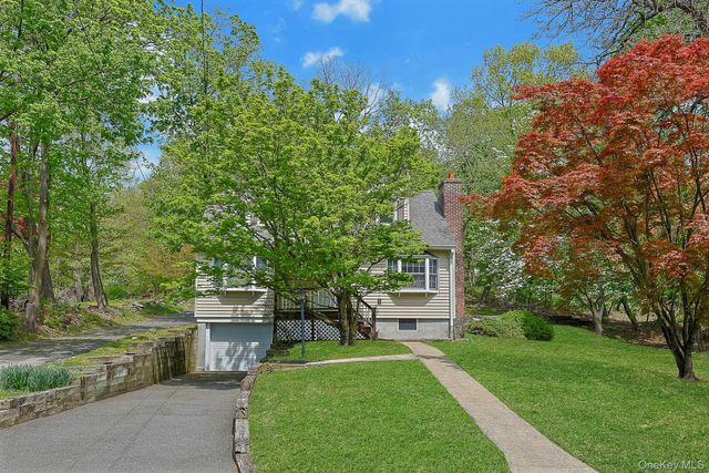 445 E Sunnyside Lane, Irvington, NY 10533