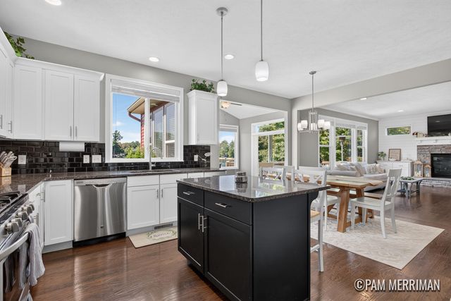 16907 Arbor Way Drive, Crockery Twp, MI 49448