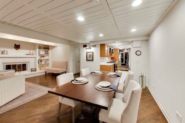 400 S Crescent Avenue, Park Ridge, IL 60068