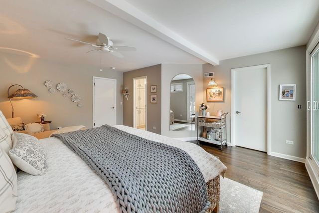 400 S Crescent Avenue, Park Ridge, IL 60068