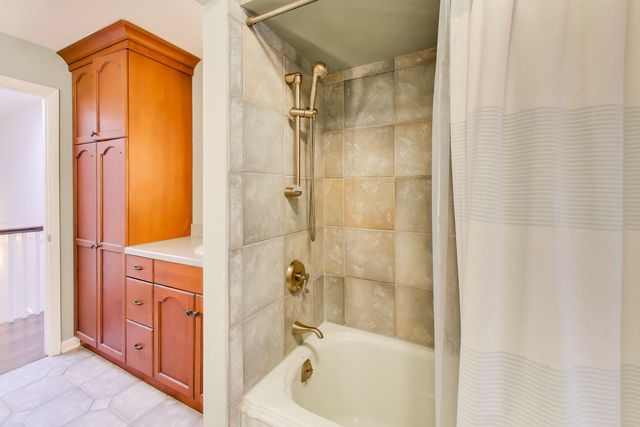 400 S Crescent Avenue, Park Ridge, IL 60068