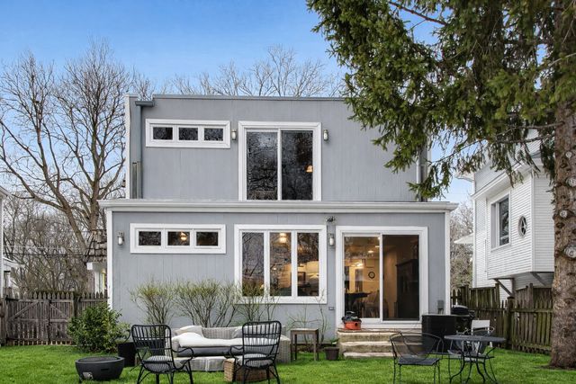 400 S Crescent Avenue, Park Ridge, IL 60068