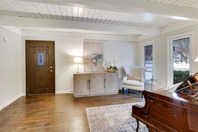 400 S Crescent Avenue, Park Ridge, IL 60068