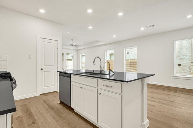 17115 Bluebonnet Creek Trl, Hockley, TX 77447