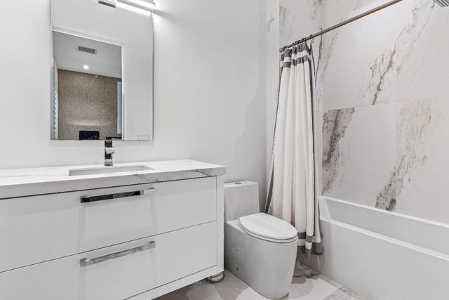 1106 N Swinton Avenue, Delray Beach, FL 33444