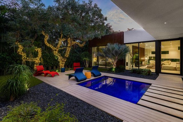 1106 N Swinton Avenue, Delray Beach, FL 33444