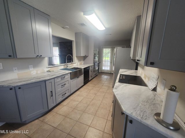 13349 Lorraine Road, Biloxi, MS 39532