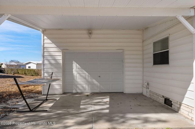 9256 Salisbury Drive, Brooksville, FL 34613