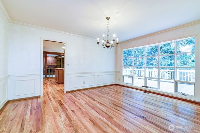7795 80th Place SE, Mercer Island, WA 98040