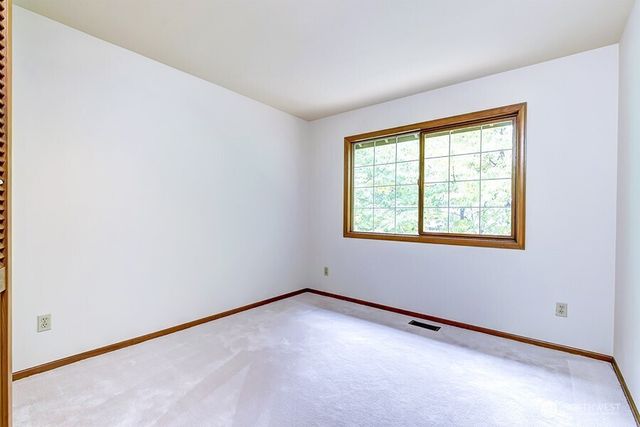7795 80th Place SE, Mercer Island, WA 98040