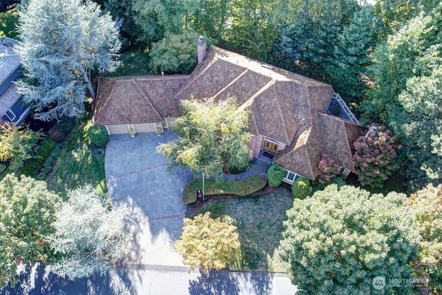 7795 80th Place SE, Mercer Island, WA 98040